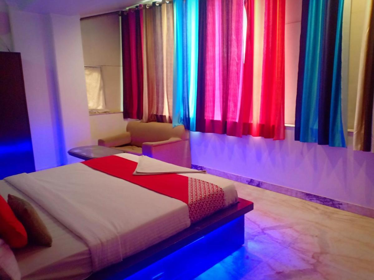Hotel Aerotech Near Igi Airport Ню Делхи Екстериор снимка