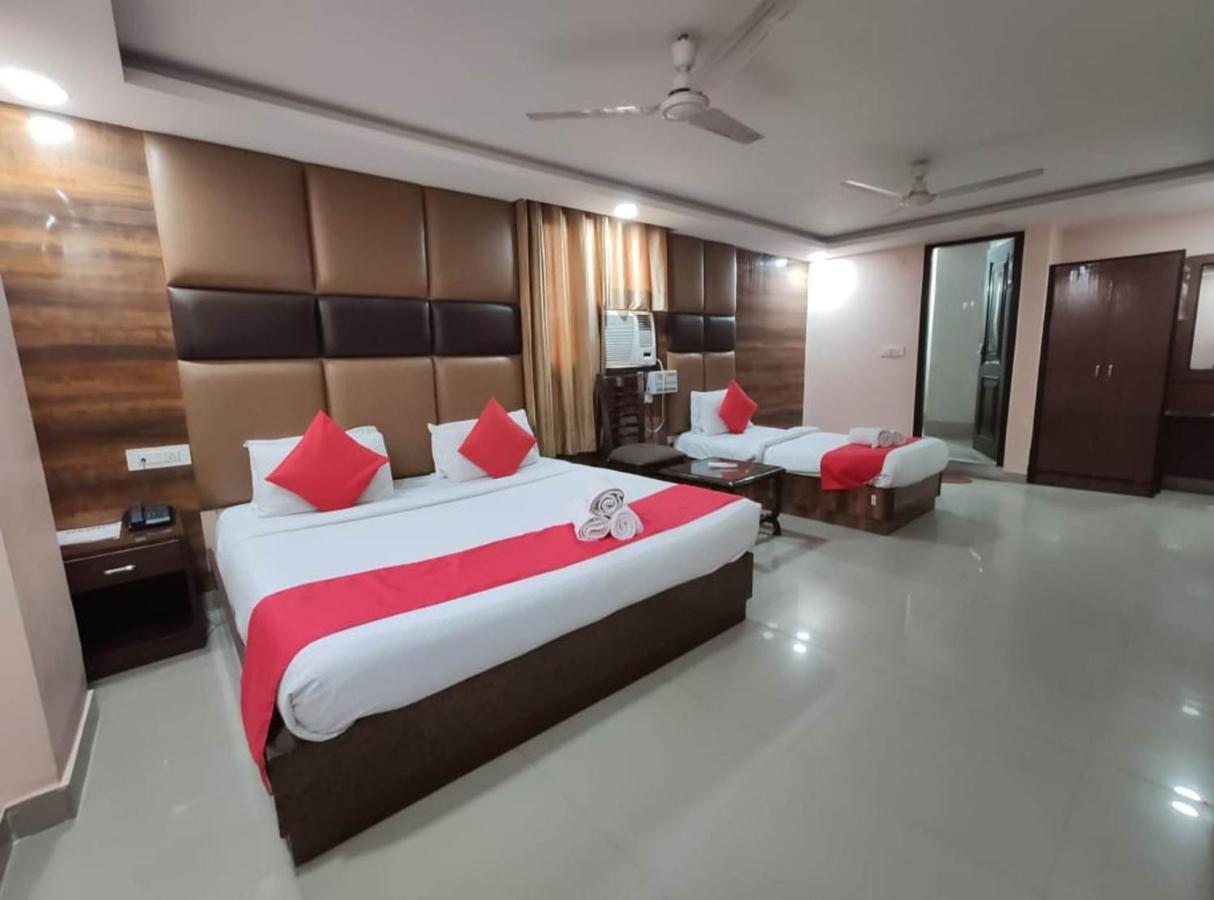 Hotel Aerotech Near Igi Airport Ню Делхи Екстериор снимка
