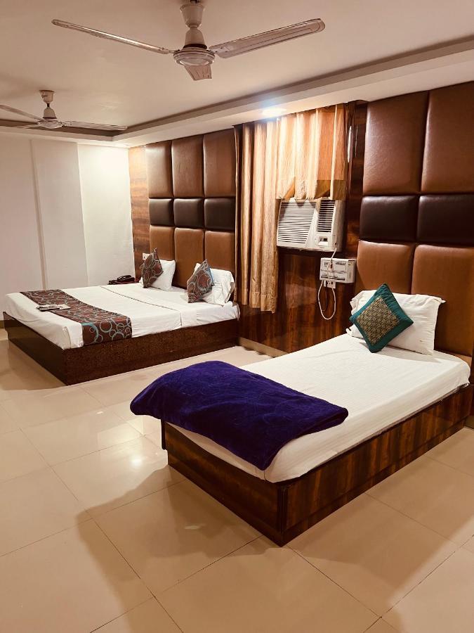 Hotel Aerotech Near Igi Airport Ню Делхи Екстериор снимка